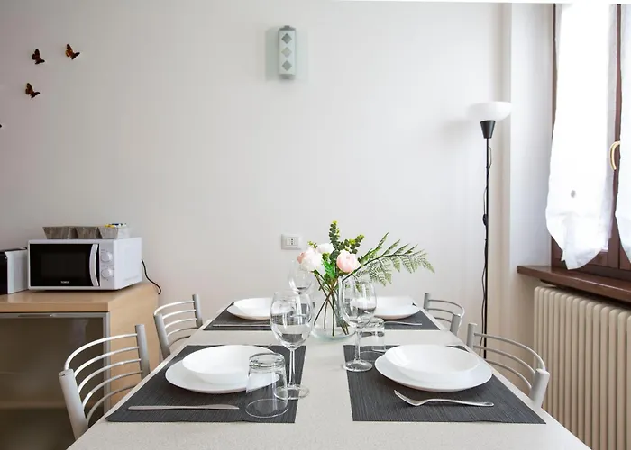 דירה Getaway - Cozy Garden Near The *