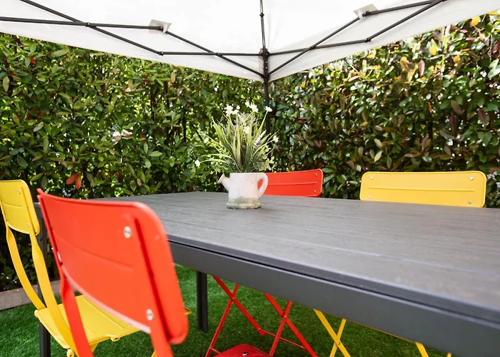דירה Getaway - Cozy Garden Near The